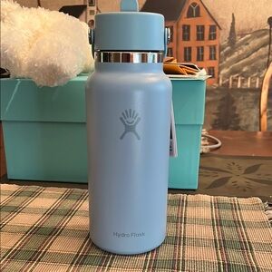 Nordstrom limited edition 2024 hydro flask